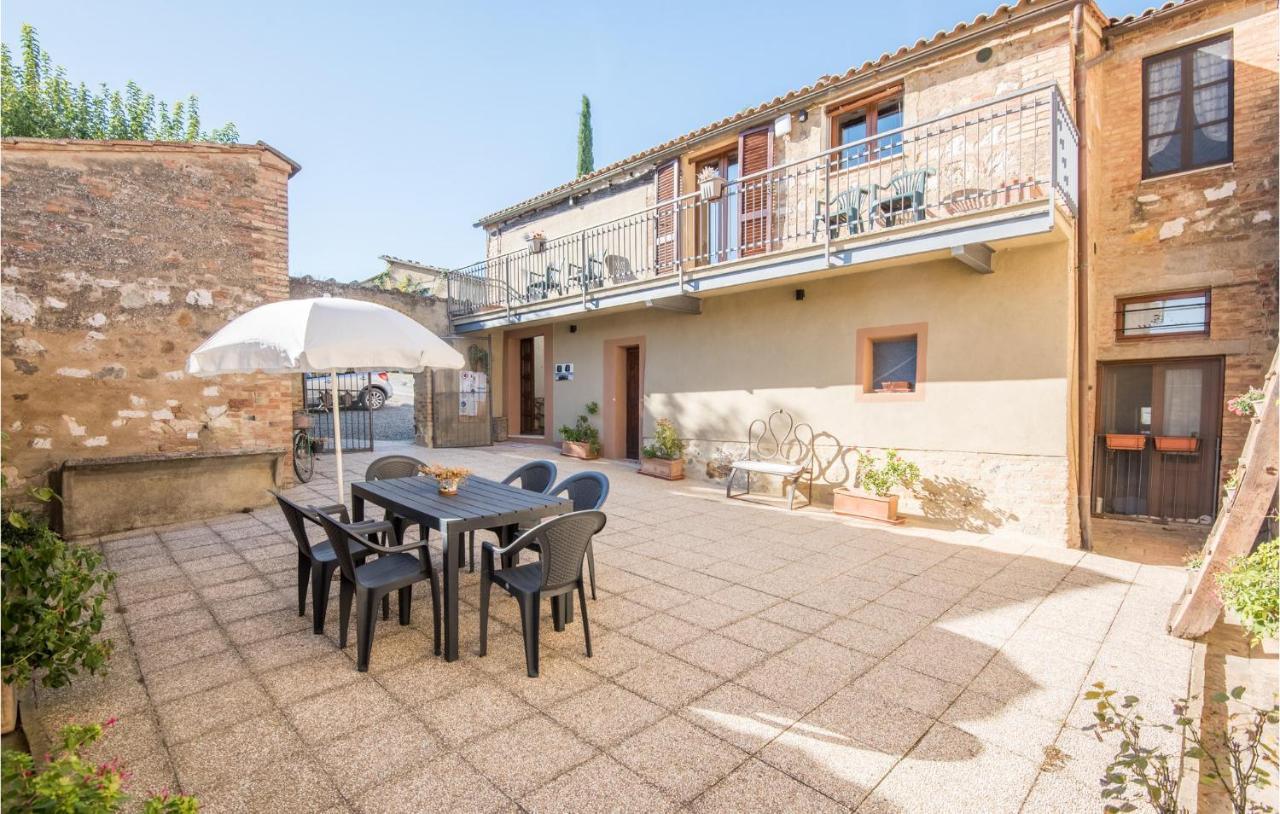 Gorgeous Home In Montalcino With Kitchen Εξωτερικό φωτογραφία