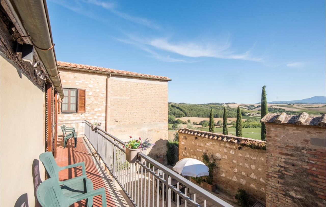 Gorgeous Home In Montalcino With Kitchen Εξωτερικό φωτογραφία