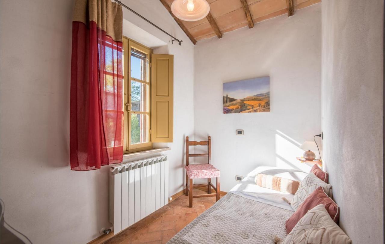 Gorgeous Home In Montalcino With Kitchen Εξωτερικό φωτογραφία