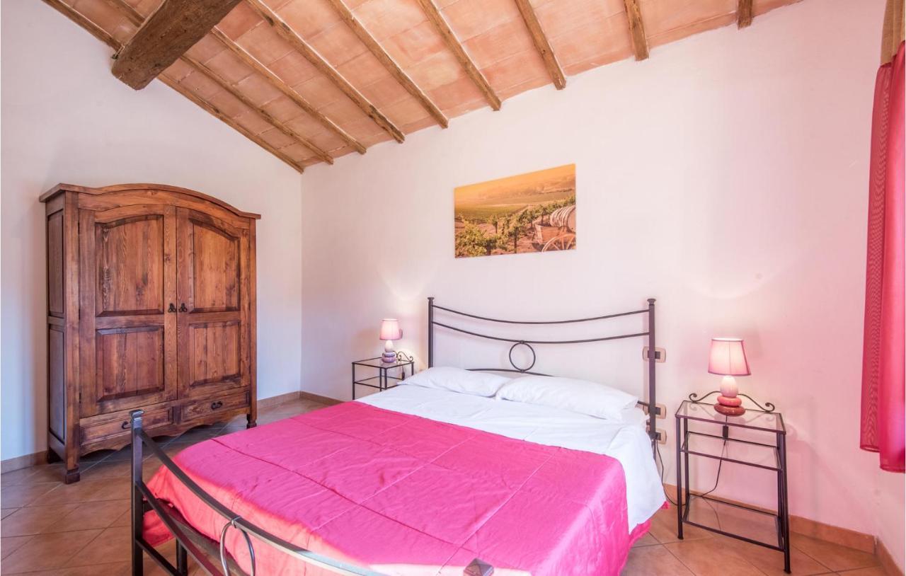 Gorgeous Home In Montalcino With Kitchen Εξωτερικό φωτογραφία