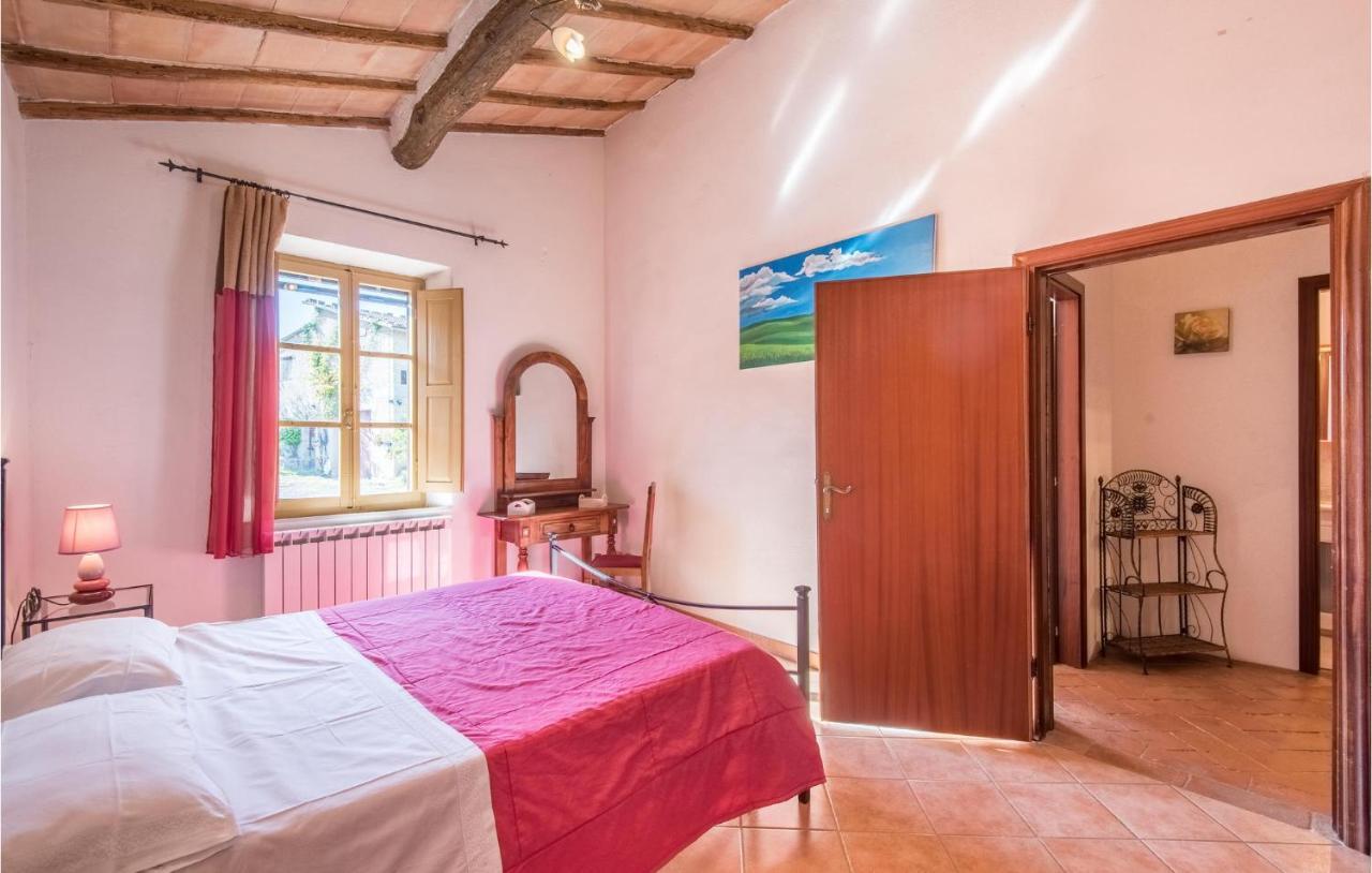 Gorgeous Home In Montalcino With Kitchen Εξωτερικό φωτογραφία