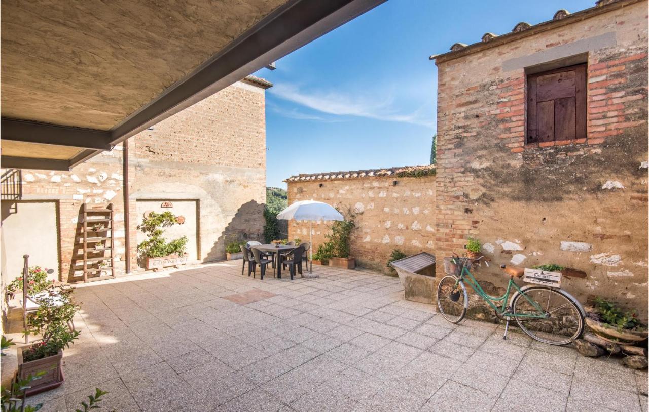 Gorgeous Home In Montalcino With Kitchen Εξωτερικό φωτογραφία