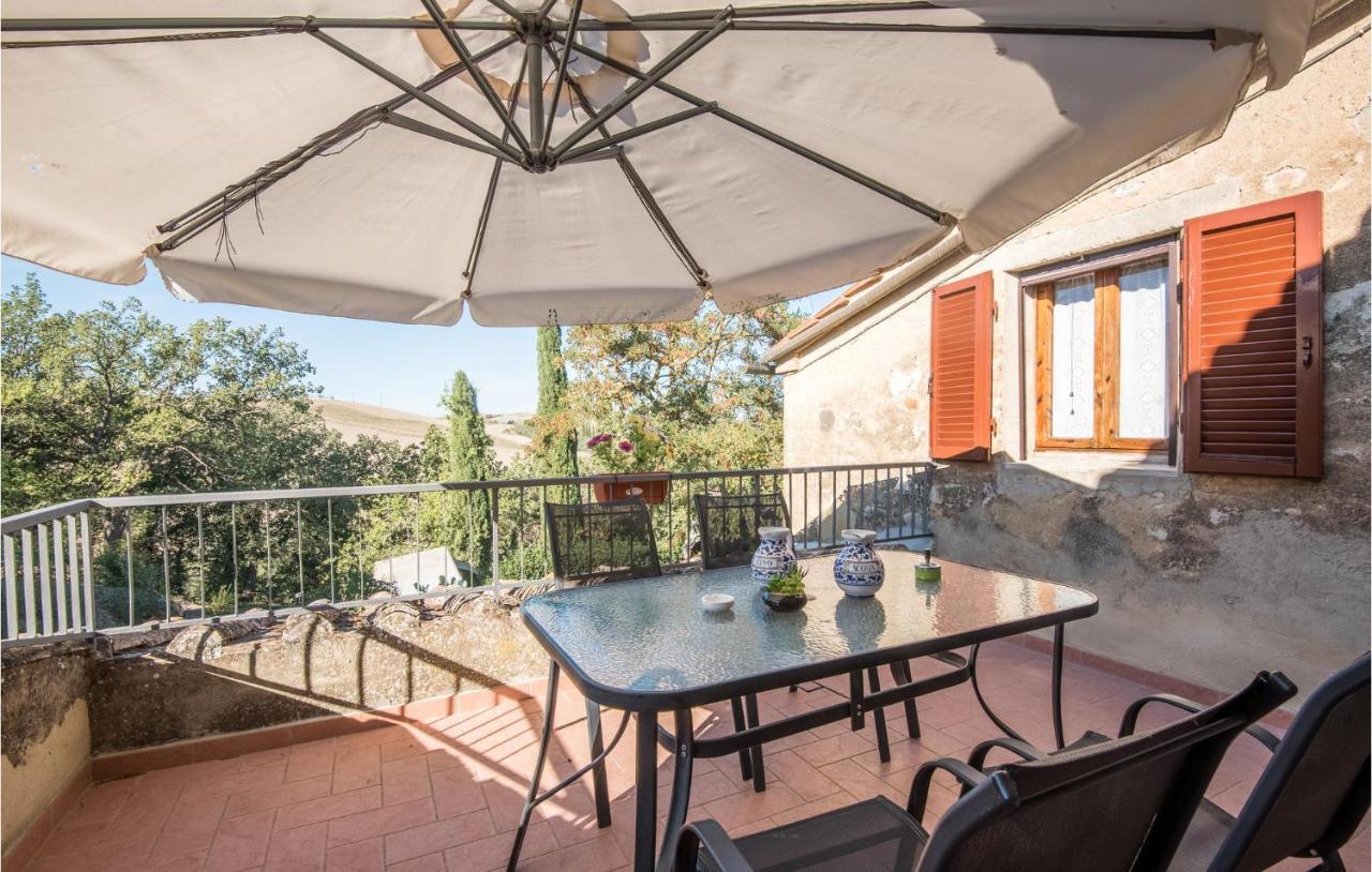 Gorgeous Home In Montalcino With Kitchen Εξωτερικό φωτογραφία